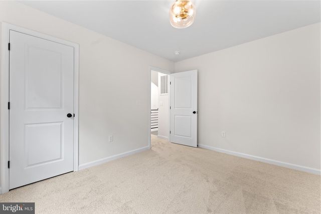 12308 PINEY LN, Remington, VA 22734