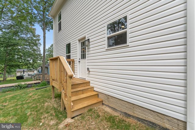 12308 PINEY LN, Remington, VA 22734