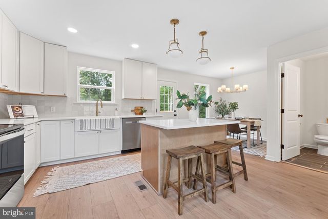 12308 PINEY LN, Remington, VA 22734