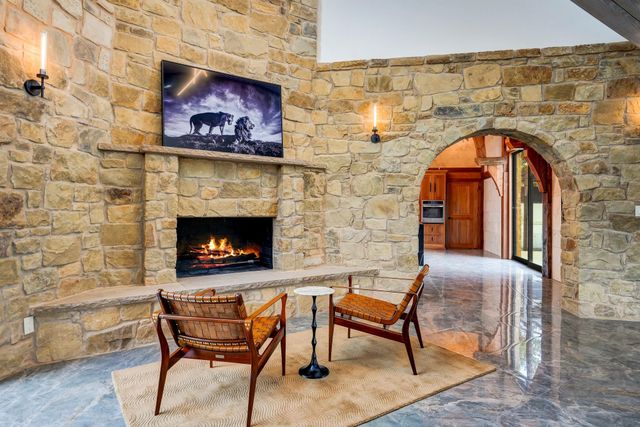 700 Rancho Grande DR, Wimberley, TX 78676