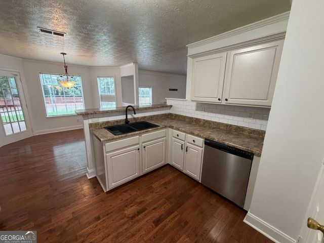 9469 Carnes Crossing Circle, Jonesboro, GA 30236