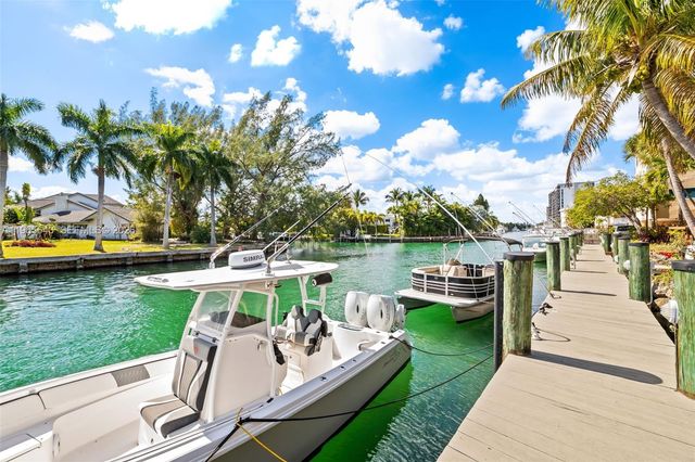 2662 NE 135th St, North Miami, FL 33181