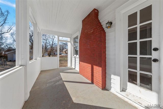 425 S Clark Avenue, Ferguson, MO 63135