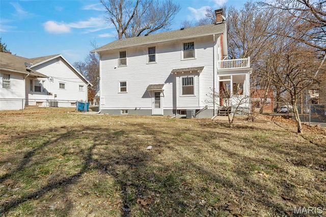 425 S Clark Avenue, Ferguson, MO 63135