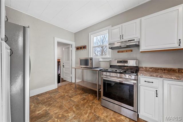 425 S Clark Avenue, Ferguson, MO 63135