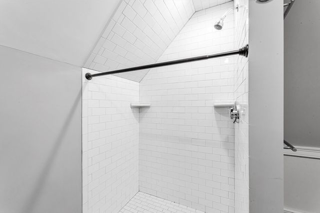 17 June Street 2, Boston, MA 02131