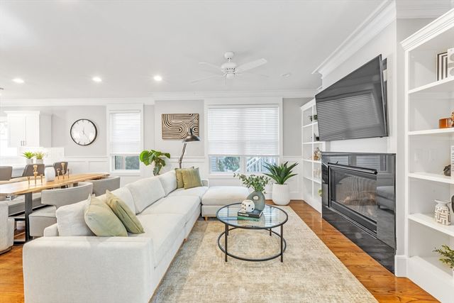 17 June Street 2, Boston, MA 02131