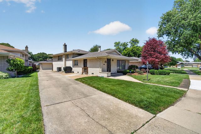 10628 Lockwood Avenue, Oak Lawn, IL 60453