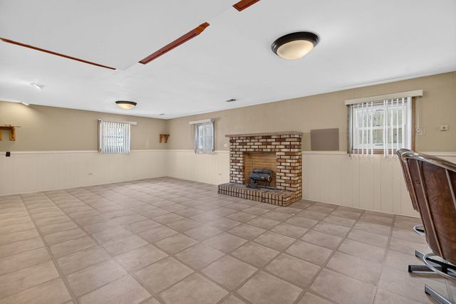 10628 Lockwood Avenue, Oak Lawn, IL 60453