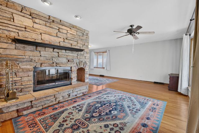 10628 Lockwood Avenue, Oak Lawn, IL 60453