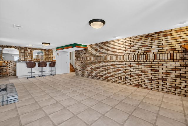 10628 Lockwood Avenue, Oak Lawn, IL 60453