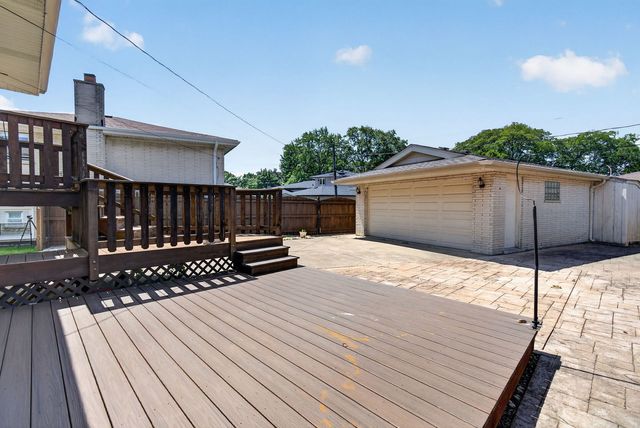 10628 Lockwood Avenue, Oak Lawn, IL 60453