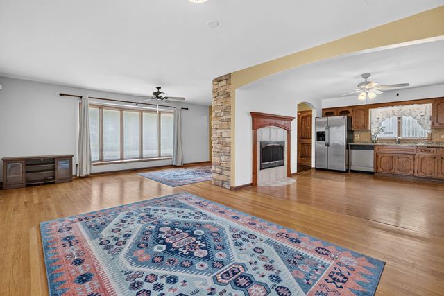 10628 Lockwood Avenue, Oak Lawn, IL 60453