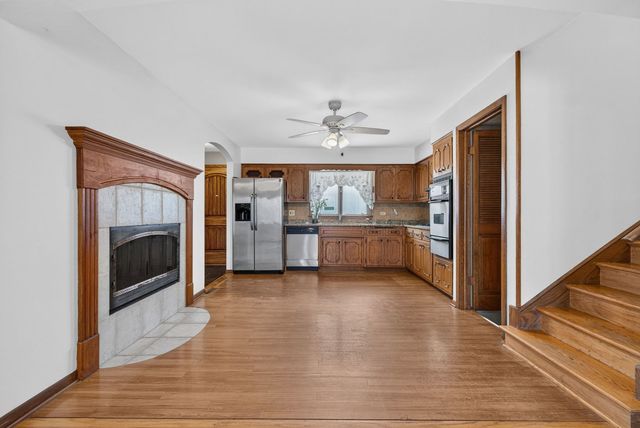10628 Lockwood Avenue, Oak Lawn, IL 60453