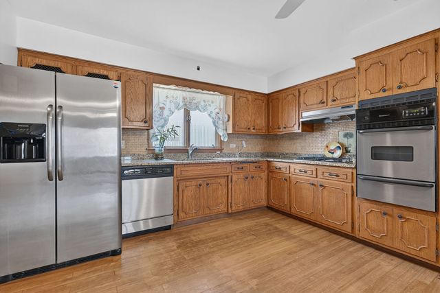 10628 Lockwood Avenue, Oak Lawn, IL 60453