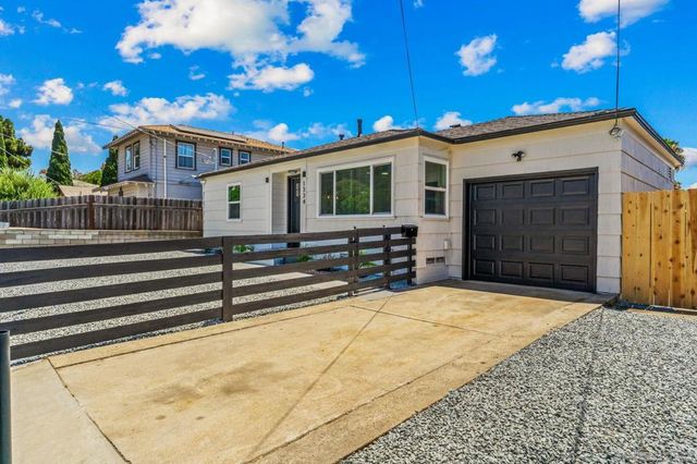 1334 E Division St, National City, CA 91950