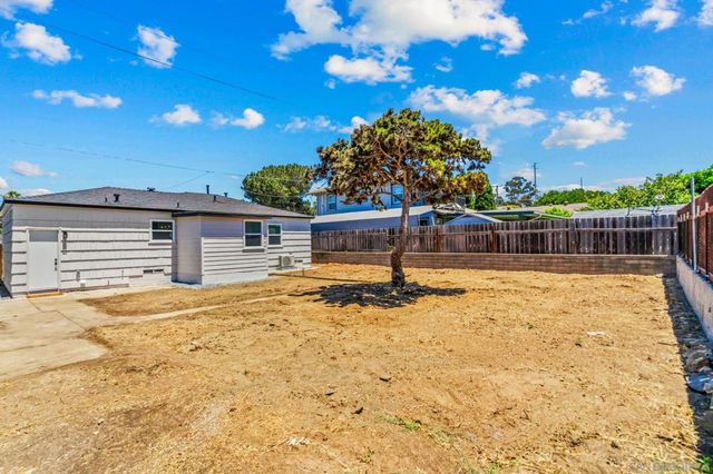 1334 E Division St, National City, CA 91950
