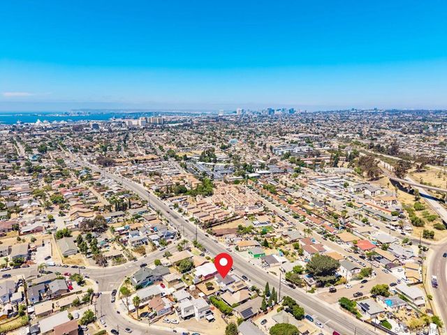 1334 E Division St, National City, CA 91950