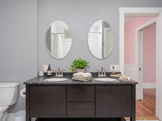 33 Vine St 2, Melrose, MA 02176