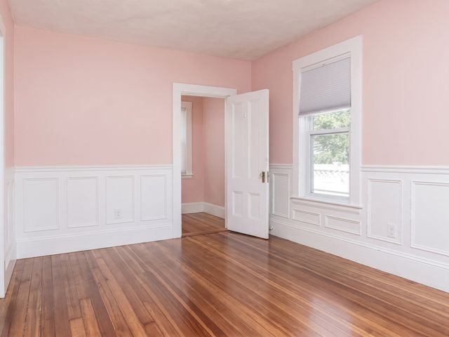33 Vine St 2, Melrose, MA 02176