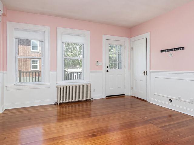 33 Vine St 2, Melrose, MA 02176