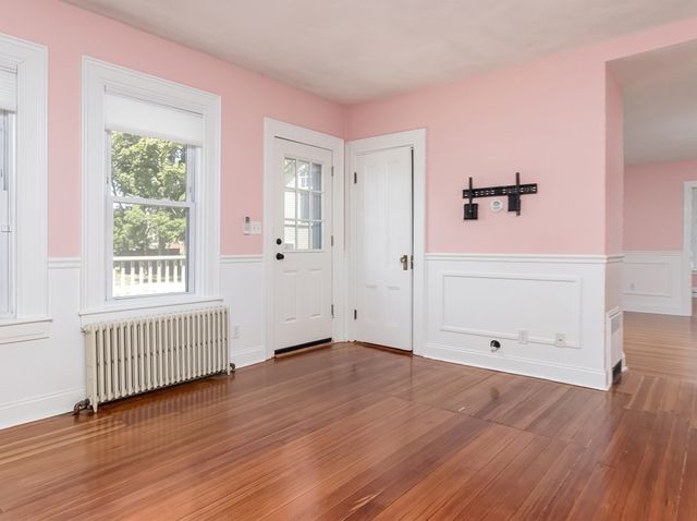 33 Vine St 2, Melrose, MA 02176