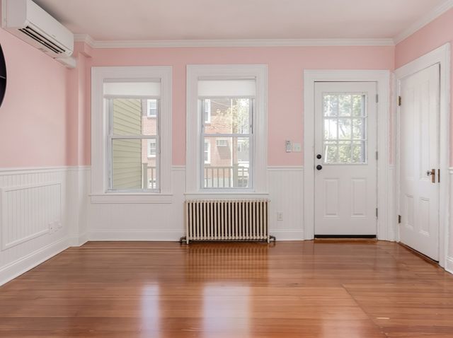 33 Vine St 2, Melrose, MA 02176