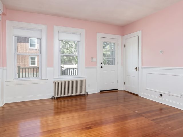 33 Vine St 2, Melrose, MA 02176