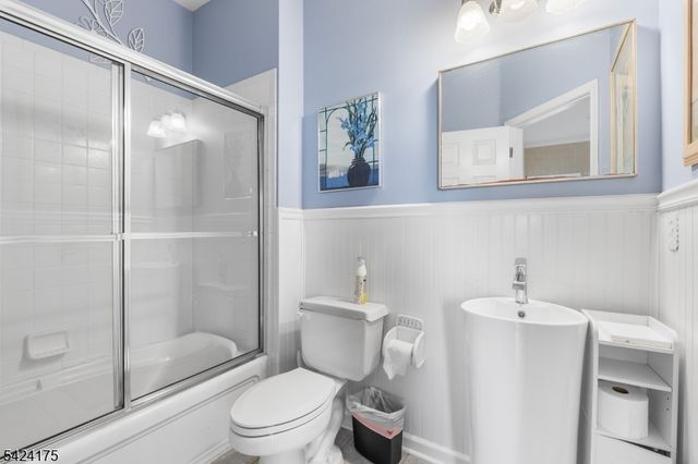 70 Hartley Ln, Bernards Twp., NJ 07920