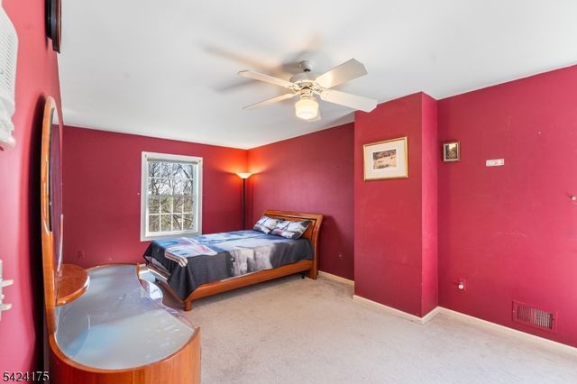 70 Hartley Ln, Bernards Twp., NJ 07920