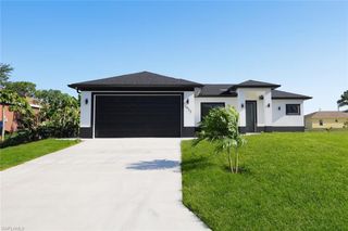 2933 20th ST SW, Lehigh Acres, FL 33976