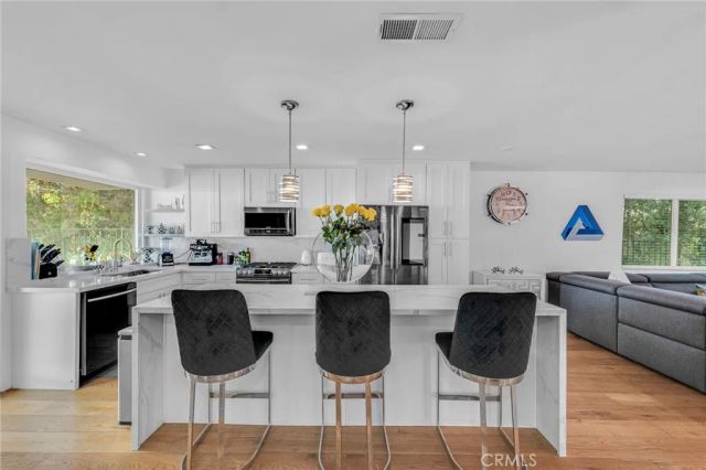 5352 Orrville, Woodland Hills, CA 91367