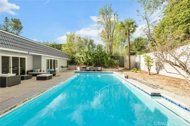 5352 Orrville, Woodland Hills, CA 91367