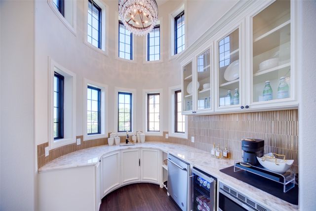 2621 Whispering Oaks Cove, Cedar Hill, TX 75104