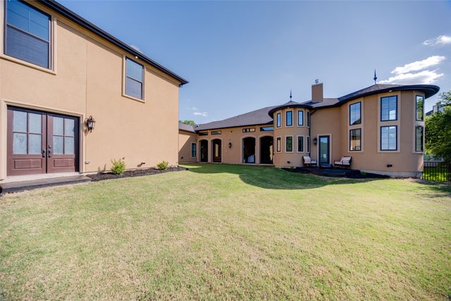 2621 Whispering Oaks Cove, Cedar Hill, TX 75104