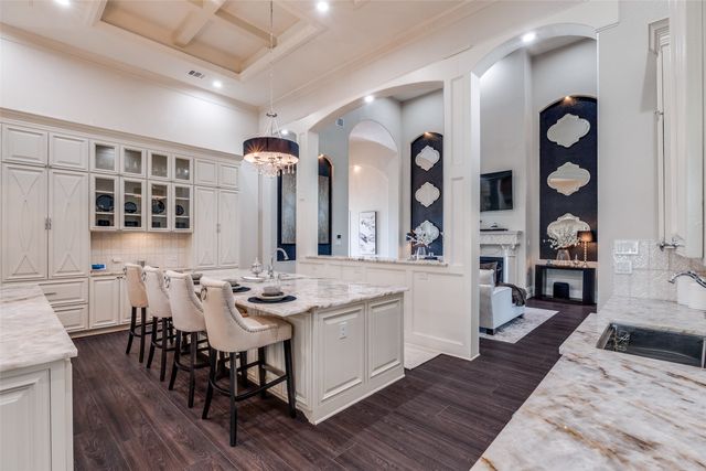 2621 Whispering Oaks Cove, Cedar Hill, TX 75104
