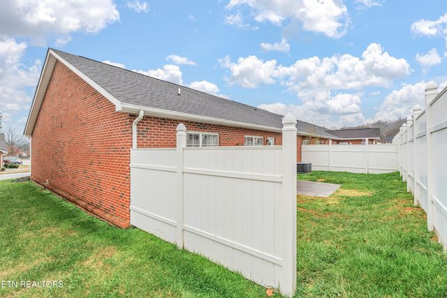 8001 Gatekeeper Way, Knoxville, TN 37931