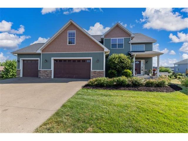 1615 Rolling Hills Lane, River Falls, WI 54022
