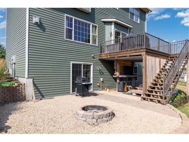 1615 Rolling Hills Lane, River Falls, WI 54022