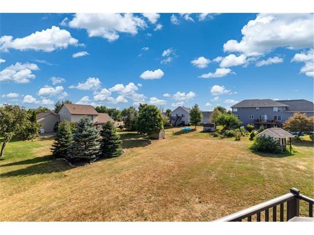 1615 Rolling Hills Lane, River Falls, WI 54022