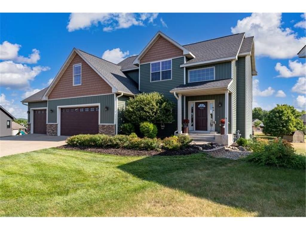 1615 Rolling Hills Lane, River Falls, WI 54022