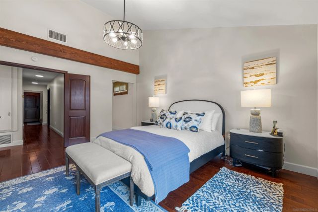 1524 SANTA ELENA CT., Solana Beach, CA 92075