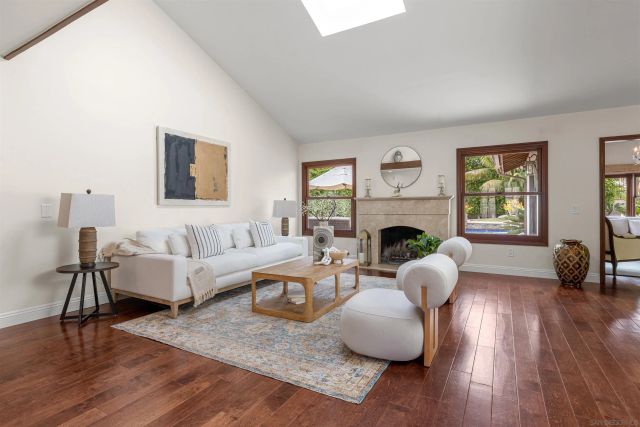 1524 SANTA ELENA CT., Solana Beach, CA 92075