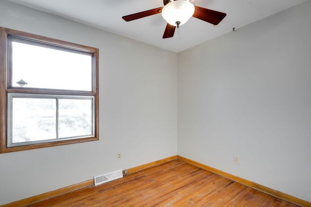 2616 S Southeast Dr, Wichita, KS 67216