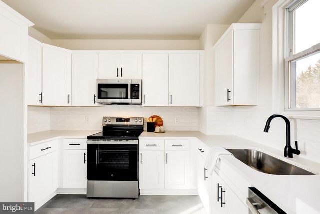 7301 N RADCLIFFE ST, Bristol, PA 19007