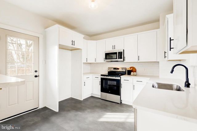 7301 N RADCLIFFE ST, Bristol, PA 19007