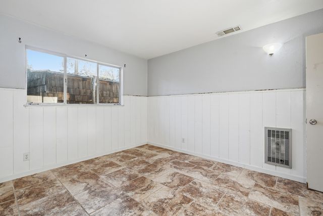 2077 Skyline Drive, Redding, CA 96001