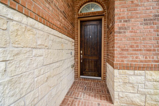 11 Waterfall Way, Tomball, TX 77375