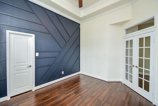 11 Waterfall Way, Tomball, TX 77375