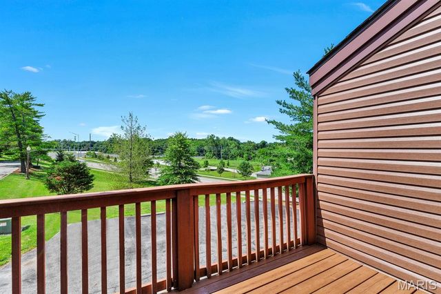 309 Hemingway Lane, Weldon Spring, MO 63304